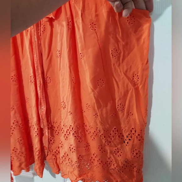 Torrid Nasturtium Eyelet Ruffle Tie Front Tank Top in Size 2 - 18/20 - Picture 8 of 13